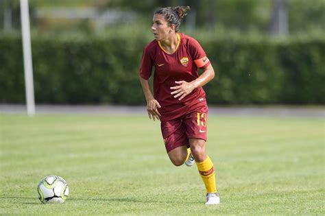 Gallery: 20 photos from Roma Women's historic Serie A debut - AS Roma