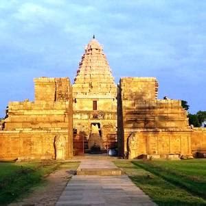 The Gangaikondacholapuram Brihadeeswara temple built by Rajendra Chola ...