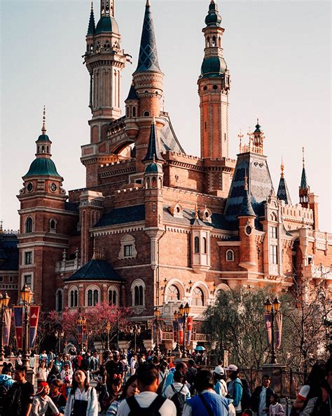 Shanghai Disneyland Park - Full Guide and Tips | Trip Ways