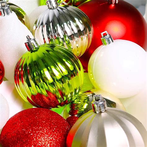 Christmas Decorative Ball Ornaments - Red and Green