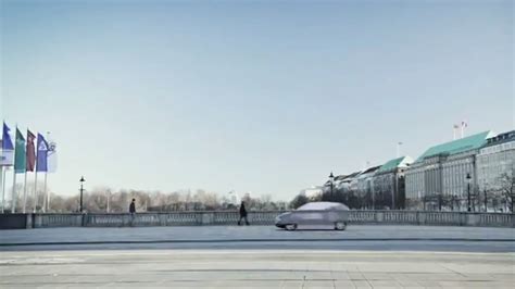 mercedes-benz-invisible-car1 – Fubiz Media