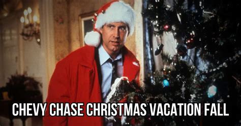 Chevy Chase Takes A Merry Tumble At Christmas Vacation Talk — Laughs It ...