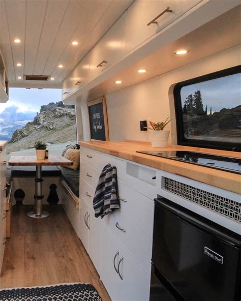 This van conversion is called big gigantic for good reason – Artofit