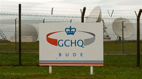 GCHQ cleared of illegal activity, but questions on snooping approvals ‘overuse’ linger — RT UK News