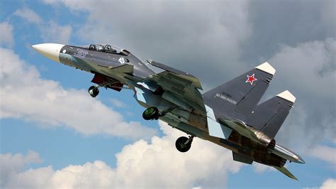 One of Russia's Most Lethal Fighter Jets Has a Strange New Role | The ...