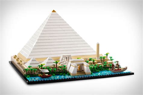 LEGO Great Pyramid of Giza | Uncrate