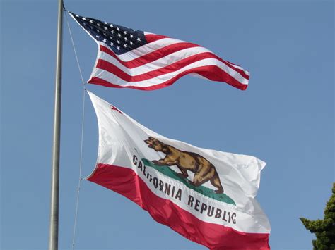 US National Flag and California State Flag, City Hall, San… | Flickr