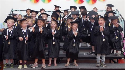 Paddington Kindy Kids wow parents in emotional graduation farewell | Photos