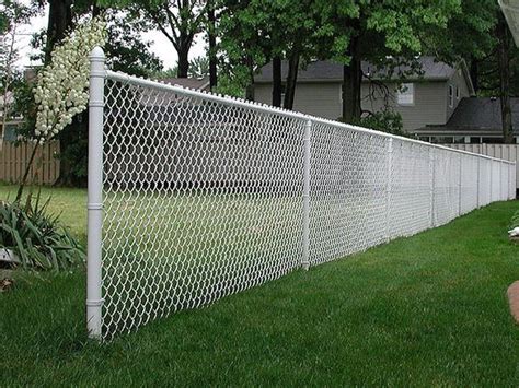 Six Fun and Funky Ways to Transform your Chain Link Fencing | Warefence