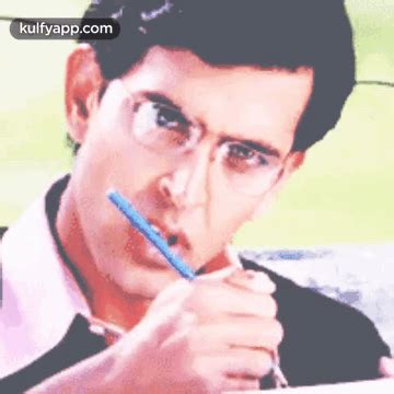 Hrithik Roshan.Gif GIF - Hrithik roshan Koi mil gaya Draw - Discover & Share GIFs