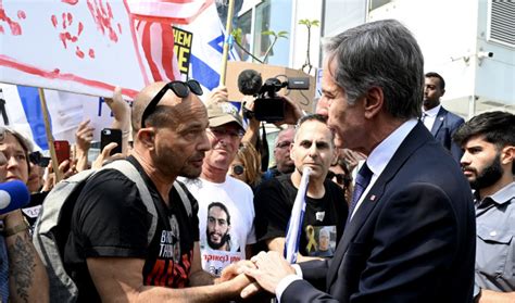 Antony Blinken speaks with hostage family activists in Tel Aviv - The ...