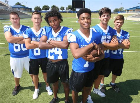 Robinson enters high school football poll top 10 in 4A Div. II