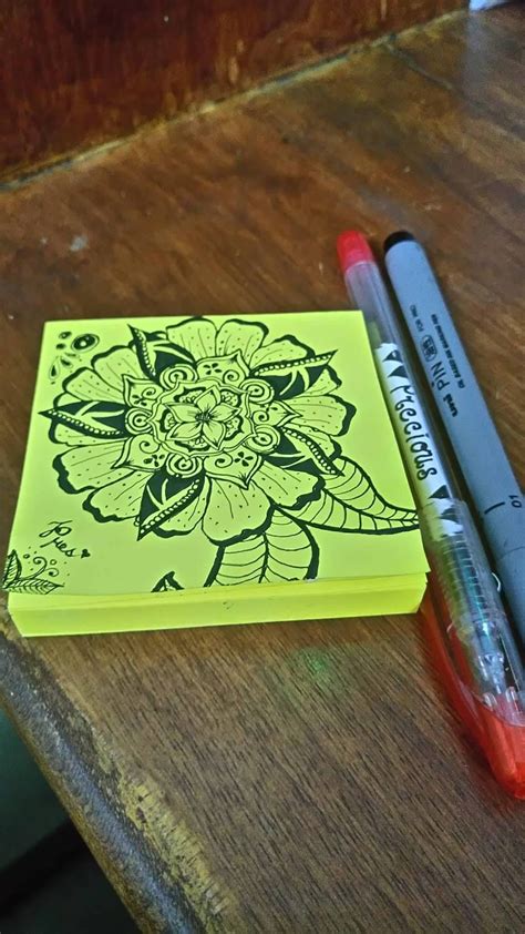 Zentangle on yellow Sticky Note ♥♥♥ #floral #pres #zentangle #doodles | Notes art, Note doodles ...