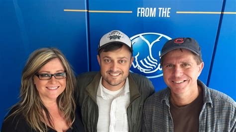 Comedian Nate Bargatze has a pretty unique family | WGN Radio 720 - Chicago's Very Own