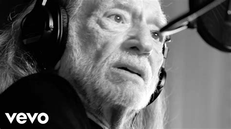 Willie Nelson - It Gets Easier Chords - Chordify