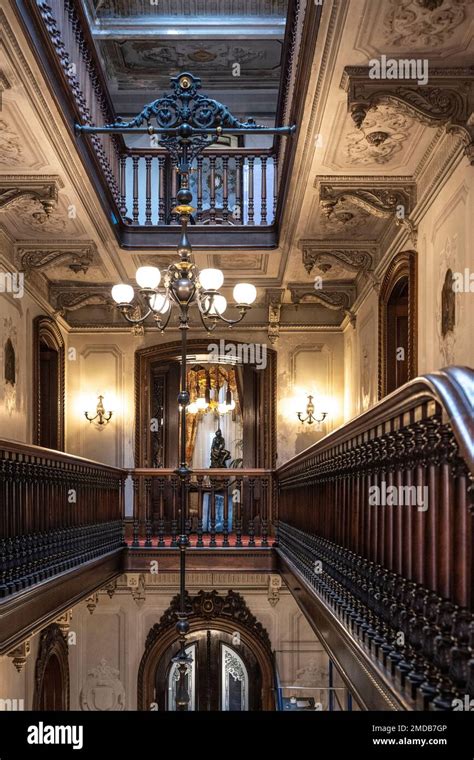 second floor mezzanine balcony at the Victorian Mansion Stock Photo - Alamy