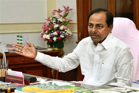 Telangana CM KCR likely to announce national party on Dussehra