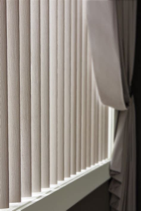 Vertical Blind Slats, Headrails, Cornices, Parts & More | ReSlat.com Vertical Blind Slats, Types ...