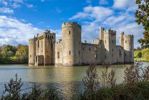 Best Castles in South England - Historic European Castles