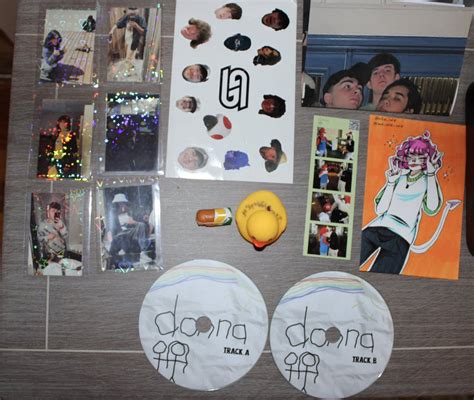 AUSTIN / ISAAC 💤☕️ on Twitter: "RT @ollie_lolie: The physical Donna Album in its entirety ...