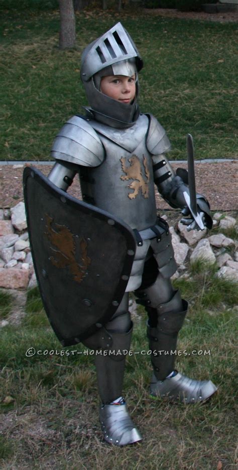 Coolest Kid’s Medieval Knight DIY Halloween Costume | Knight halloween costume, Knight halloween ...