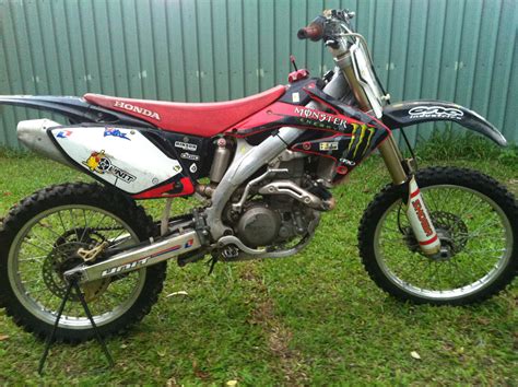 2005 Honda CRF450R - Moto.ZombDrive.COM