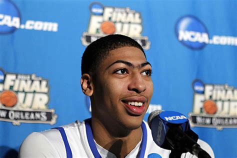 Anthony Davis Eyebrow - jawapan wed