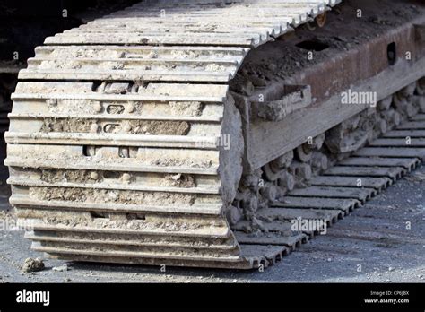 Track excavator hi-res stock photography and images - Alamy