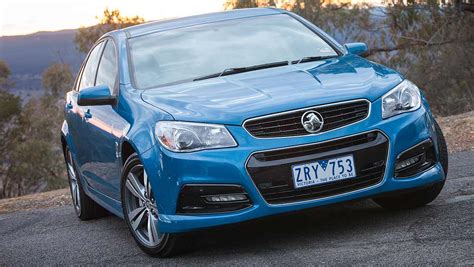 Holden Commodore SV6 2014 review | CarsGuide