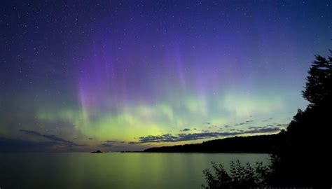 Inside Secrets for Viewing the Northern Lights in Michigan | Michigan