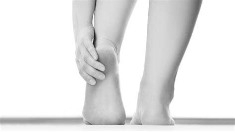 How to Avoid and Treat Foot Injuries | Okabashi