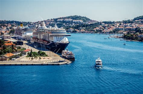 Bureau of Statistics: Fewer cruise ships in Croatian ports in 2022 than ...