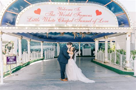 Little White Wedding Chapel Las Vegas - Siga Gubista Photography