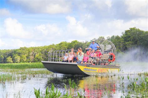 Wild Florida Airboats, Gator Park & Drive-thru Safari | Kenansville, FL ...