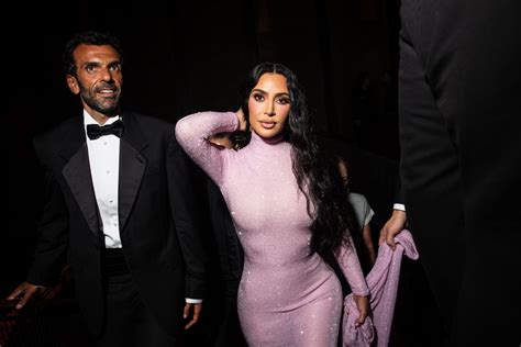 Kim Kardashian Sports Perfect Pink Dress During Paris Fashion Week