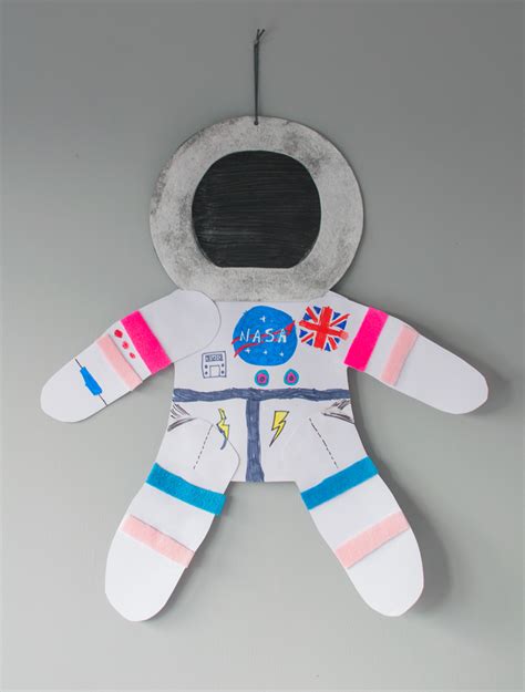 Kid's Crafts: Making Astronauts For Space Week - Let's Do Something Crafty | Space crafts for ...