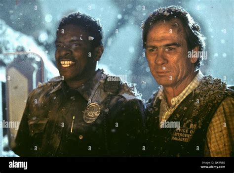 Keith David & Tommy Lee Jones Film: Volcano (USA 1997) Characters ...