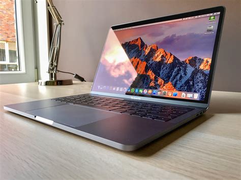 I just got mine Macbook Pro 13" 2017 : macbookpro