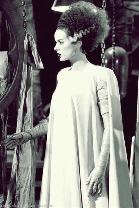 Bride of Frankenstein … Horror Icons, Horror Art, Beetlejuice, Cosplay ...