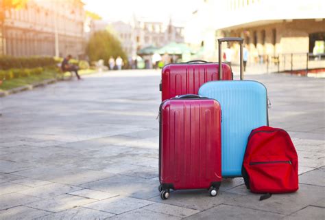 Guide to the Best Suitcases for Travel 2018 - Family Travel Blog ...