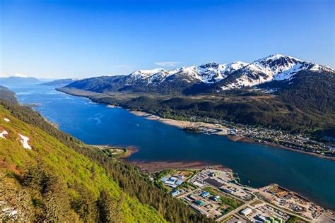 Juneau Alaska Travel Guide: what to do and where to eat. Best picks (2022)