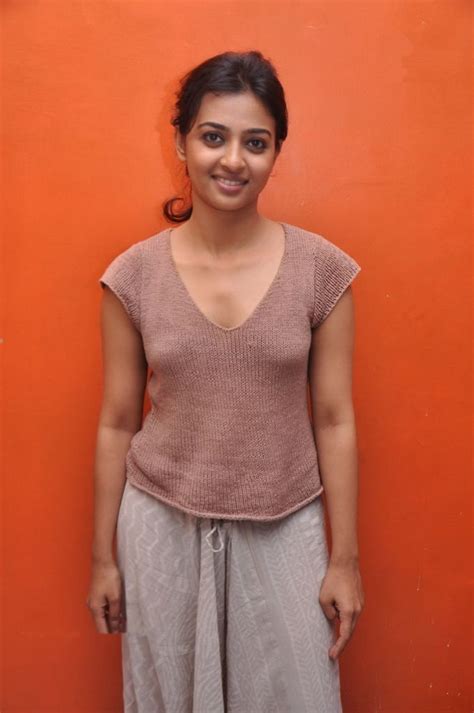 Actress Radhika Apte Latest Unscene Photoshoot |Beautiful Indian Actress Cute Photos, Movie Stills