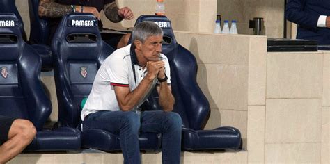 Barcelona boss says Setien to stay despite lackluster performance | Daily Sabah