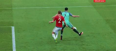 Cristiano Ronaldo GIF - Cristiano Ronaldo Goal - Discover & Share GIFs | Ronaldo goals ...