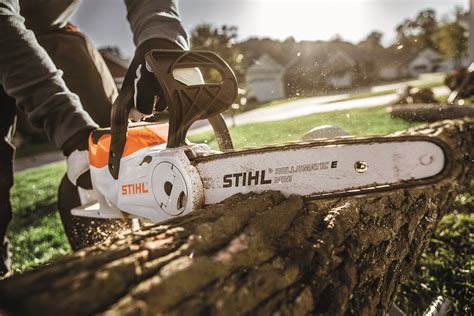 STIHL MSA 120 Battery Chainsaw - Sharpe's Lawn Equipment