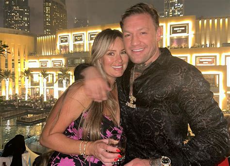 PICS: Dee Devlin Glows At Swanky New Year's Party In Dubai