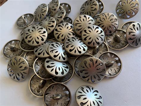 Medium Silver Metal Button Sewing Buttons 7/8 Metal - Etsy