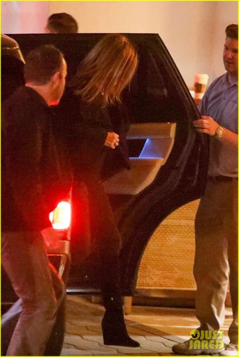 Jennifer Aniston Arrives for 51st Birthday Party with BFF Courteney Cox ...