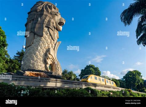 Sentosa the merlion tower Stock Photo - Alamy