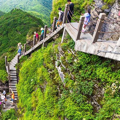 The world's most dangerous Chinese Mount Fanjing temple! - Traveler